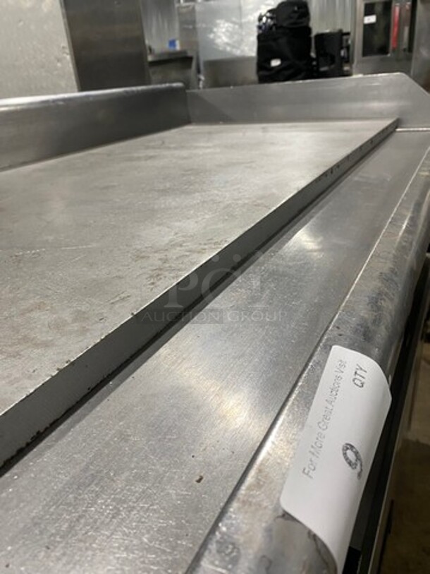 Southbend Commercial Countertop Natural Gas Powered Flat Top Griddle! With Back And Side Splashes! All Stainless Steel! - Image 7 of 9