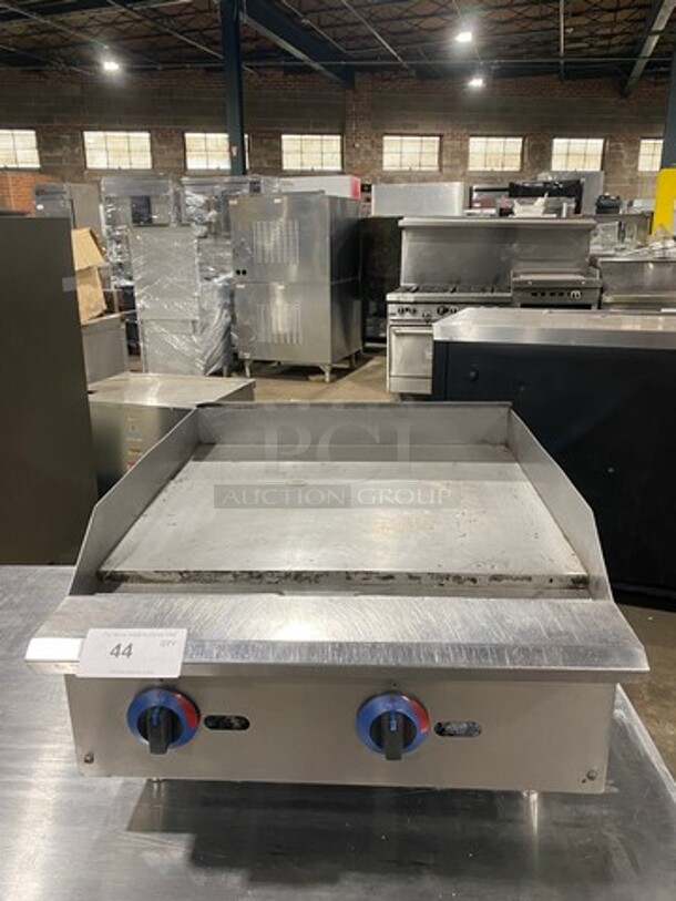 APW Commercial Countertop Natural Gas Powered Flat Top Griddle! With Back And Side Splashes! All Stainless Steel! On Small Legs!