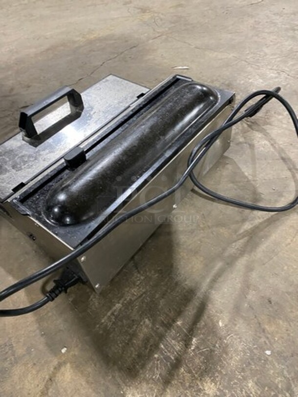 Vacpak It Commercial Countertop Vacuum Sealer! Stainless Steel Body! Model: YJS614 SN: M6141001912000428 120V - Image 4 of 9