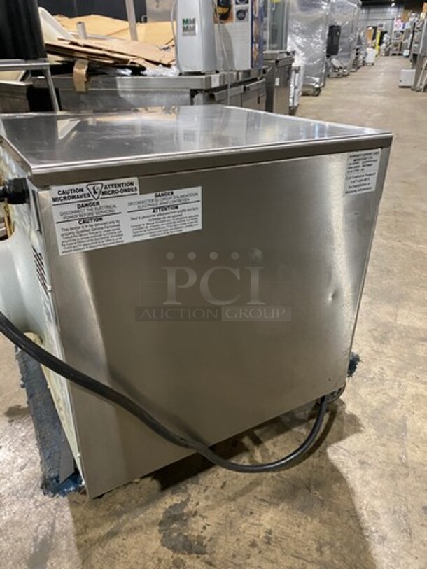 Merrychef Commercial Countertop Rapid Cook Oven! With Digital Touch Controls! With Oven Paddle! All Stainless Steel! Model: EIKONE4 SN: 1303213090094 208/240V - Image 4 of 9