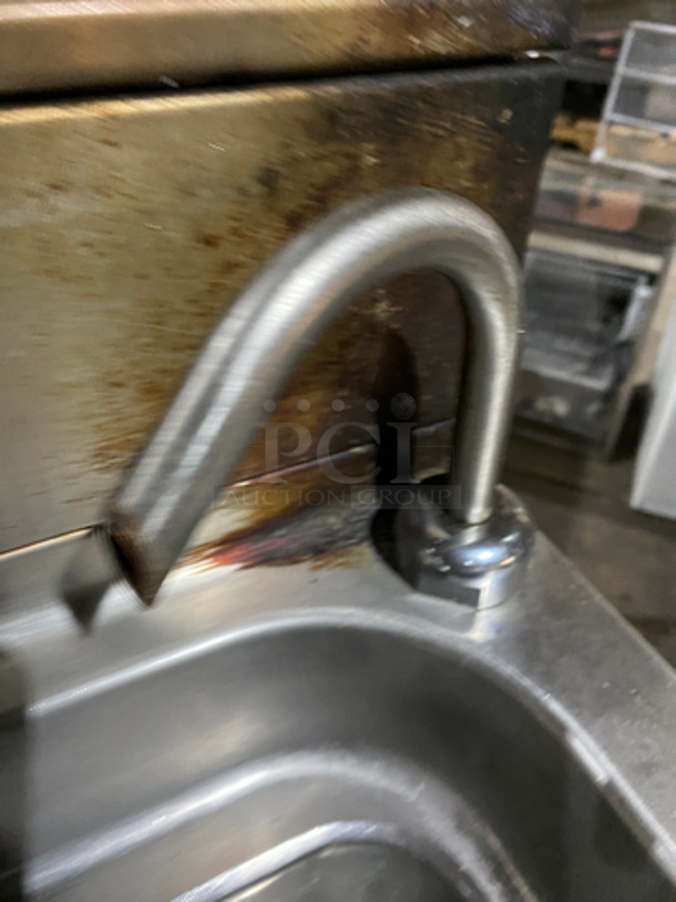 Commercial Gas Powered Pasta Cooker! All Stainless Steel! On Legs! - Image 6 of 9