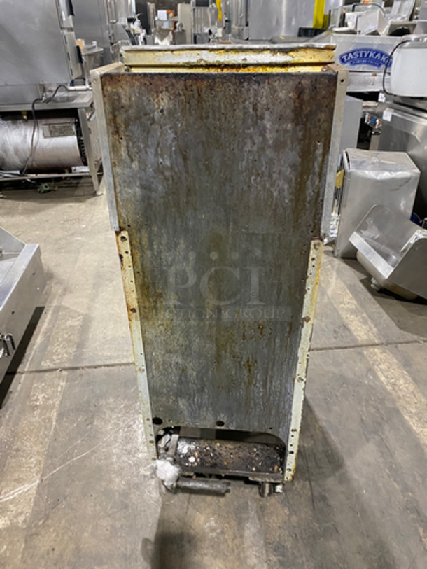 Frymaster Commercial Natural Gas Powered Deep Fat Fryer! With Backsplash! All Stainless Steel! On Casters! - Image 4 of 8