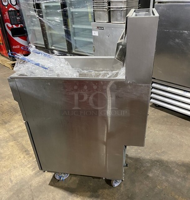 Cecilware Stainless Steel Commercial Floor Deep Fat Fryer w/ 2 New Metal Fry Baskets! Gas Powered! On Casters! - Image 3 of 7