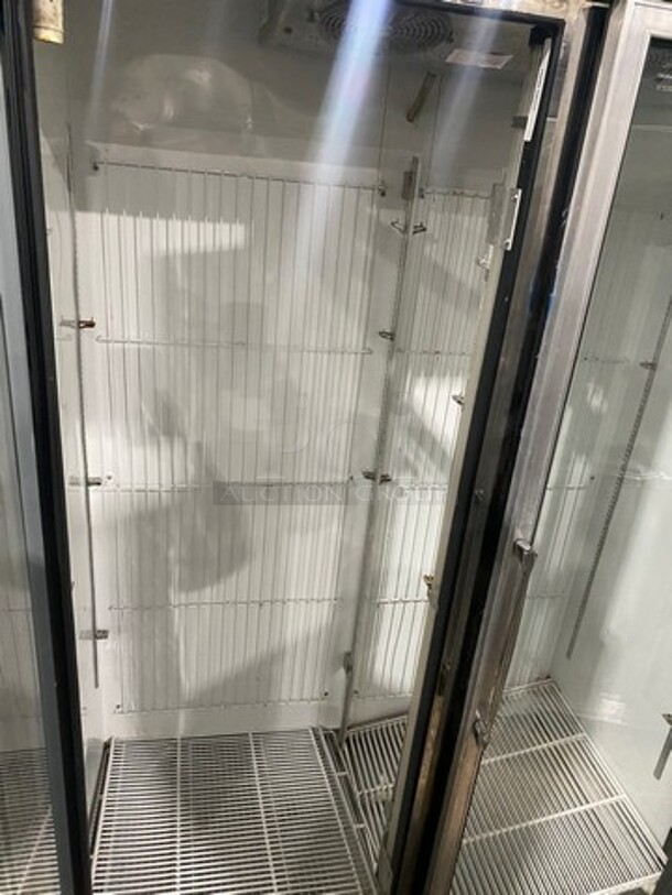 Marc Commercial 2 Door Reach In Cooler Merchandiser! With View Through Doors! With Poly Coated Racks! Stainless Steel Body! With Remote Compressor! No Compressor! Model: GDM2 SN: 120409 120V 60HZ 1 Phase - Image 5 of 9