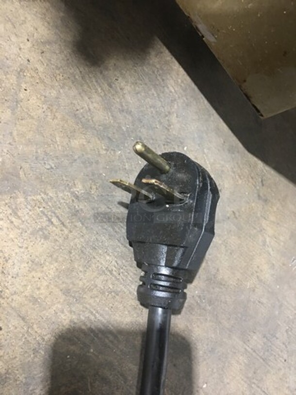 Merrychef Commercial Countertop Rapid Cook Oven! All Stainless Steel! Model: 402S SN: 0708003851 208V - Image 5 of 5