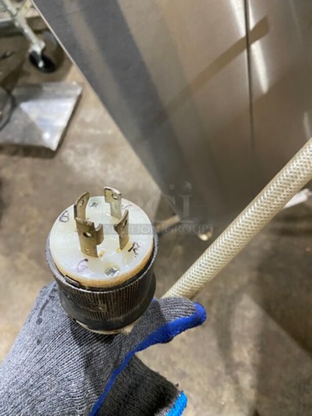 Fetco Commercial Countertop Coffee Machine! With Hot Water Line! Stainless Steel Body! On Small Legs! Model: CBS51H15 SN: 02572703A 120/208/240V 1 Phase - Image 5 of 11