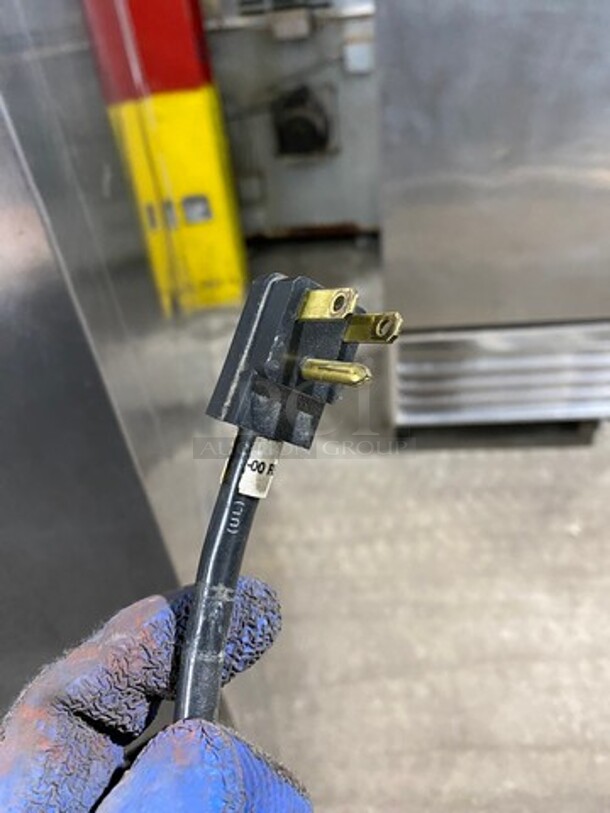 COOL! Traulsen Commercial Split Doors Reach In Refrigerator! With Racks! All Stainless Steel! On Casters! Model: AHT232NUTHHS SN: T079150C01 115V 60HZ 1 Phase - Image 8 of 9