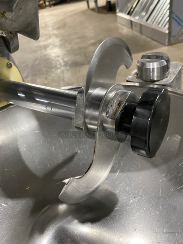 Hobart Commercial Countertop Buffalo Chopper! All Stainless Steel! Model: 84145 SN: 30182668 115V 60HZ 1 Phase - Image 6 of 9