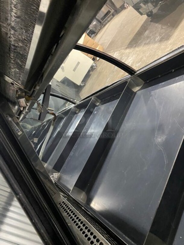 Resnick Commercial Refrigerated Deli/ Meat Display Case Merchandiser! With Curved Front Glass! With Rear Access Doors! With Legs! REMOTE COMPRESSOR! NO COMPRESSOR! - Image 5 of 10