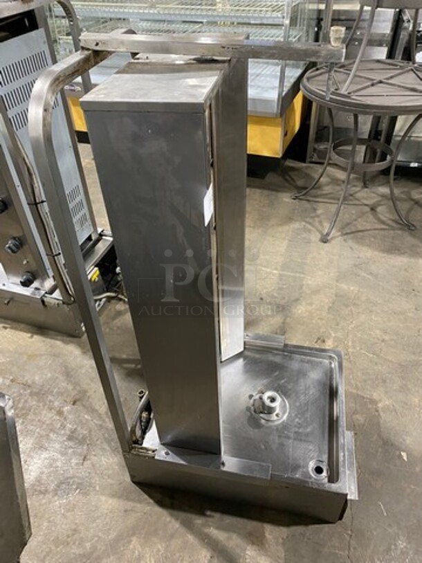 Archway Commercial Countertop Natural Gas Powered Vertical Broiler Gyro Machine! All Stainless Steel! WORKING WHEN REMOVED! MODEL: 5BSTDNG - Image 4 of 8