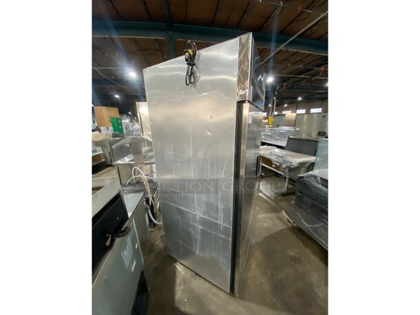 True TG1R-1S  All Stainless Steel Commercial Single Door Reach In Cooler! With Poly Coated Racks on Commercial Casters! 115 Volts, 1 Phase! - Image 4 of 10