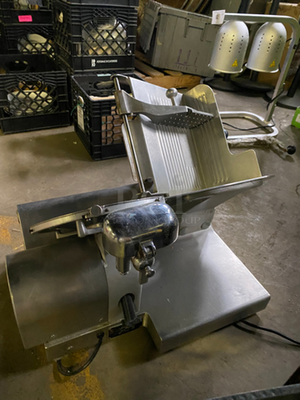 Globe Commercial Countertop Meat/Deli Slicer! All Stainless Steel! Model: 3500 SN: 358637 115V 60HZ 1 Phase - Image 4 of 9
