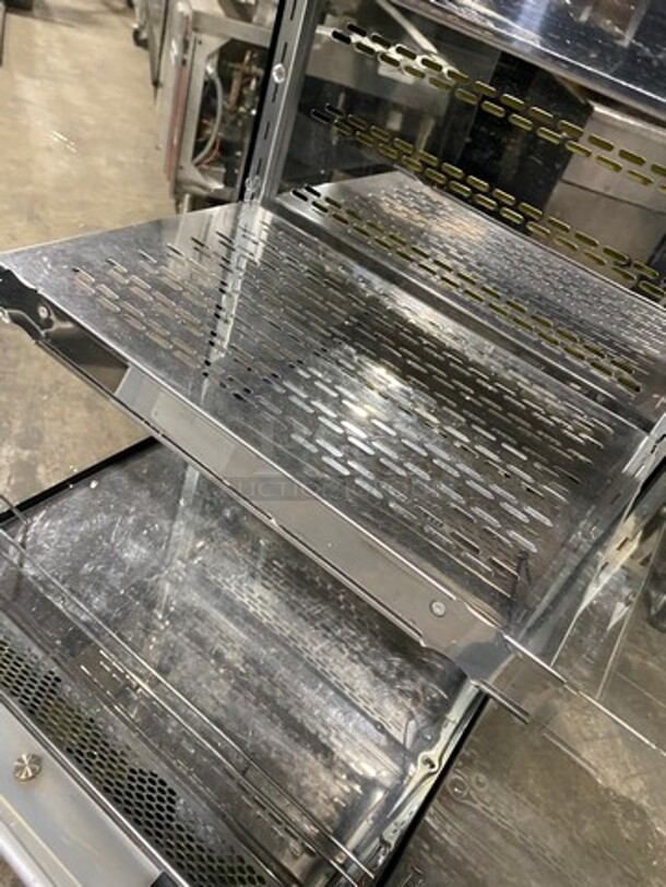 EQ Kitchen Line Commercial Refrigerated Open Grab-N-Go Display Case! Solid Stainless Steel! Model: RTS220L 110V - Image 7 of 9