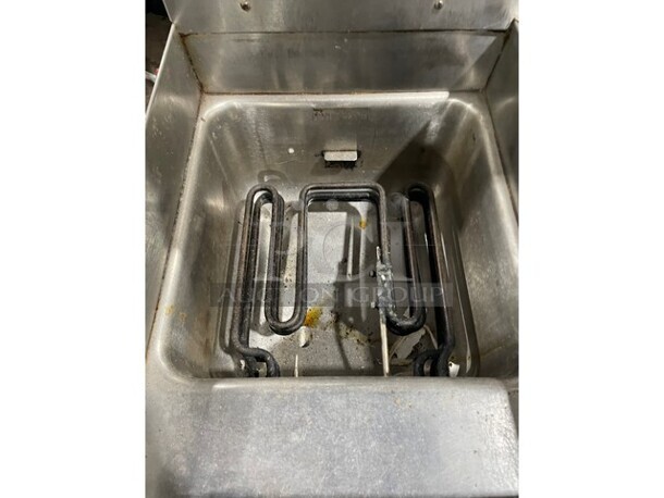 Keating Commercial Electric Powered Floor Style Instant Recovery Fryer! All Stainless Steel! MODEL BBHIFM14 SN:R76601B! 115V 1PH! - Image 6 of 10