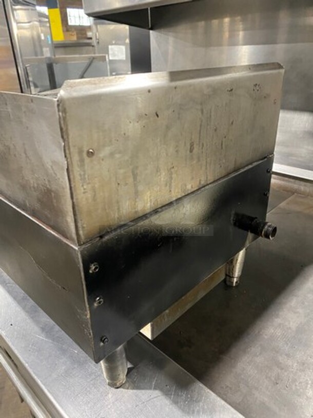 Commercial Countertop Natural Gas Powered Char Broiler Grill! All Stainless Steel! On Small Legs! - Image 4 of 7