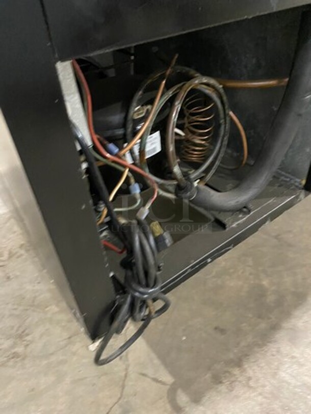 Migali Commercial Bar Back Beer Bottle Cooler! With 3 Sliding Stainless Steel Top Doors! Model: HBC95 SN: 2009020157 115V 1 Phase - Image 9 of 9