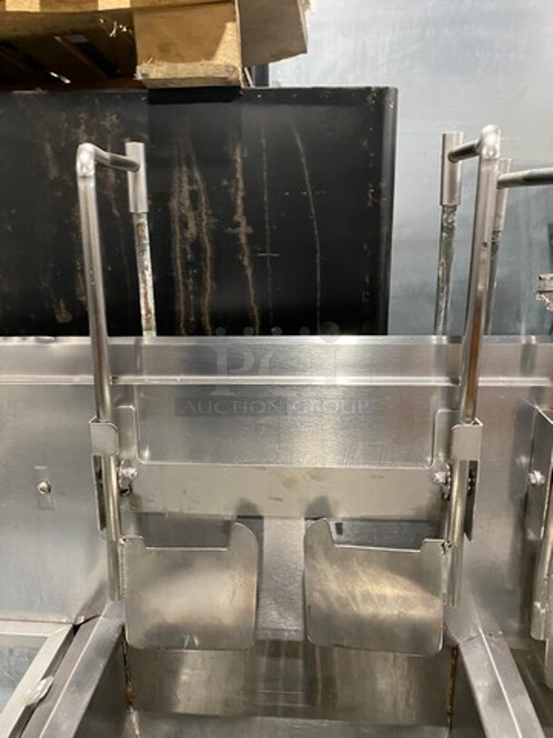 Frymaster Commercial Natural Gas Powered 2 Bay Deep Fat Fryer! With Side Dumping Station! With Back Splash! All Stainless Steel! On Casters! Model: FMP245EBLCSC SN: 0507GI0005 - Image 10 of 12