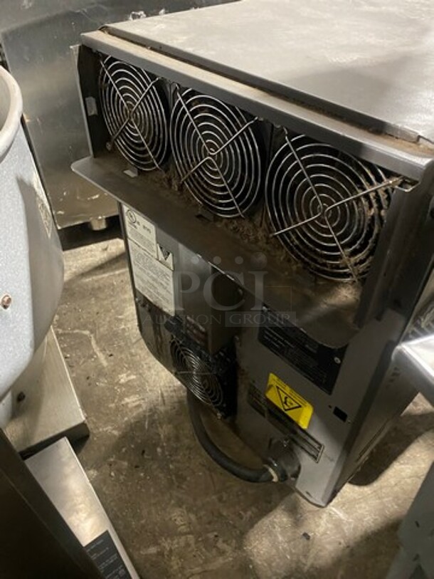 2013 Turbo Chef Commercial Countertop Rapid Cook Oven! On Small Legs! Model: NGO SN: NGOD06580 208/240V 60HZ 1 Phase - Image 4 of 8