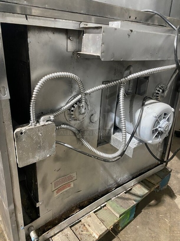 Blodgett Commercial Natural Gas Powered Double Stacked Convection Oven! With Metal Baking Racks! All Stainless Steel! 2 X Your Bid! Makes One Unit! - Image 12 of 12
