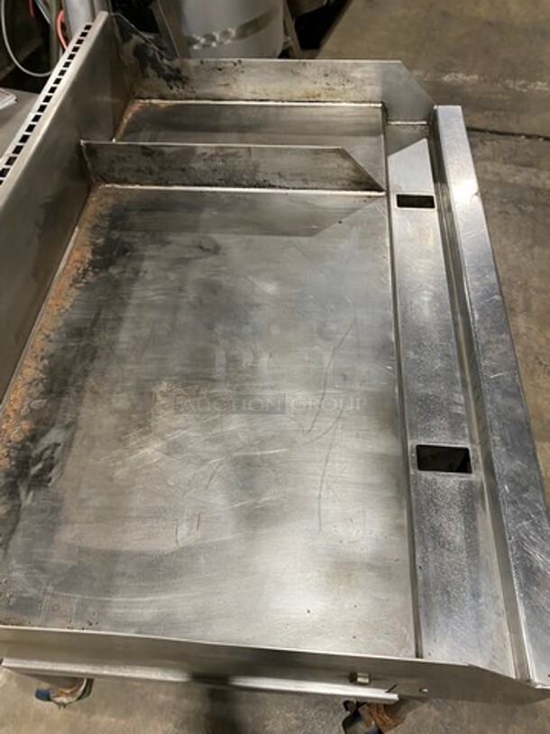 Woodstone Commercial Natural Gas Powered Flat Griddle! With Split Top! With Back & Side Splashes! On Equipment Stand! With Storage Space Underneath! All Stainless Steel! On Casters! - Image 5 of 10