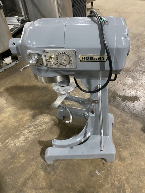 Hobart Commercial 20QT Planetary Mixer! With Spiral Hook Attachment! Model: A200T SN: 11216265! 115V 60HZ 1 Phase! - Image 3 of 9