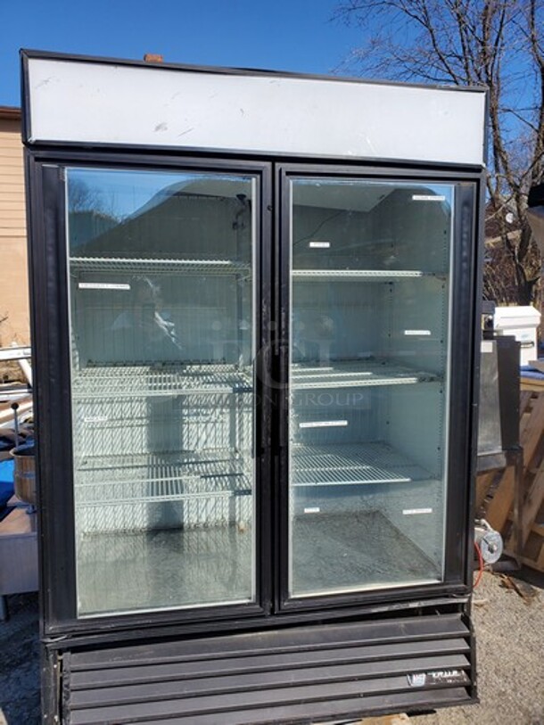 TRUE Two Glass Door Freezer Merchandiser  115/308/230V. - Image 2 of 6