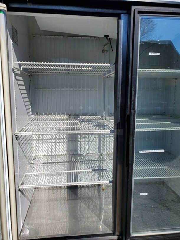 TRUE Two Glass Door Freezer Merchandiser  115/308/230V. - Image 5 of 6