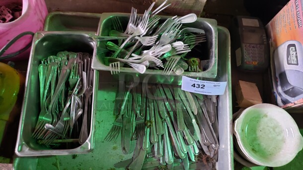 Lot of Miscellaneous Kitchenware

(Location 3) - Image 1 of 2