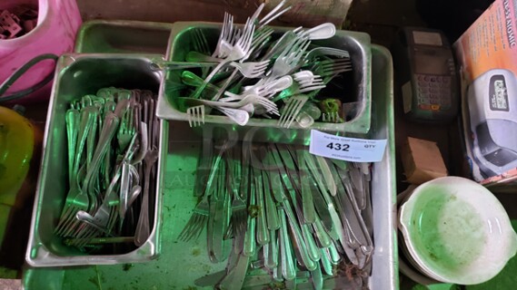 Lot of Miscellaneous Kitchenware

(Location 3)