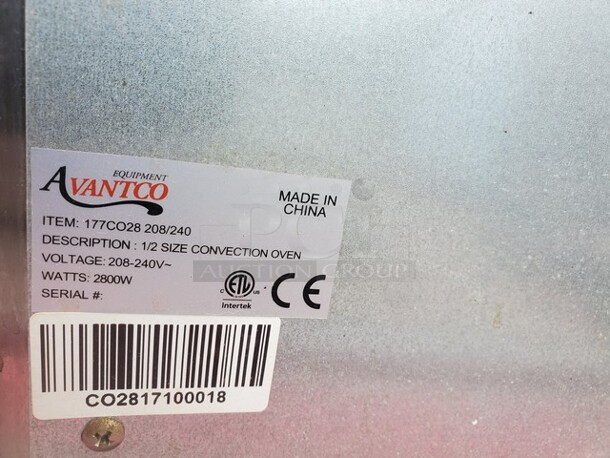 AVANTCO Countertop 1/2 Size Convection Oven 208-240V 2800W - Image 4 of 4