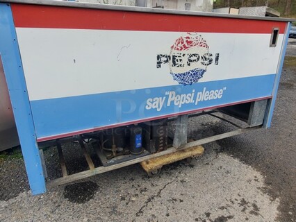 PEPSI 73" Beer Cooler| Nice, Working Condition! 