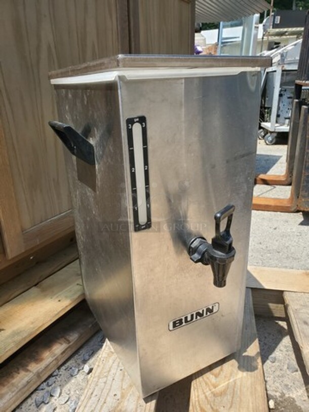Bunn 4 Gallon Stainless Steel Iced Tea Dispenser  - Image 2 of 4