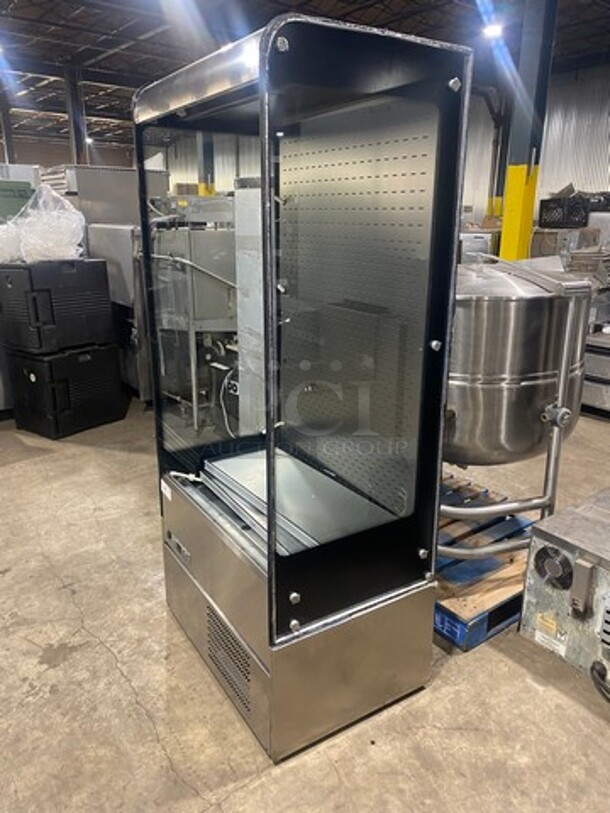 Sifa Commercial Refrigerated Open Grab-N-Go Display Case! With Pull Down Front Cover! Solid Stainless Steel! Model: GAEP6L096N0710 SN: 0403202000 220/240V - Image 3 of 9