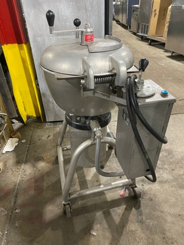West Glen Commercial Vertical Cutter/Mixer/Mincer! All Stainless Steel! On Legs! Model: WGM445 SN: KJ200144 208V 60HZ 3 Phase - Image 4 of 10
