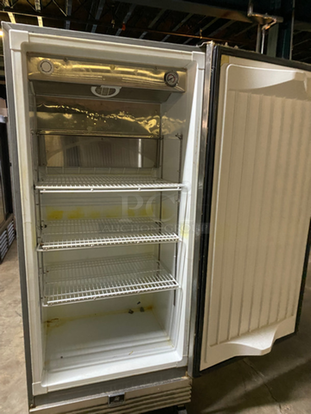 Electrolux Commercial Single Door Freezer! With Poly Coated Racks! All Stainless Steel! On Casters! Model: KCBM180FQYA SN: WB72657355 115V 60HZ - Image 5 of 9