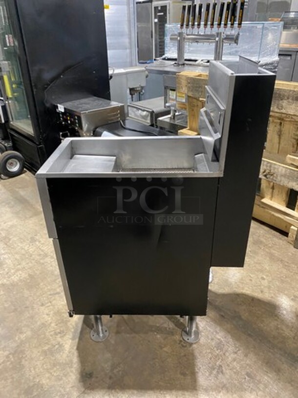 Pitco Commercial Natural Gas Powered Deep Fat Fryer! All Stainless Steel! On Legs! Model: 35C SN: G17AB103830 - Image 3 of 8