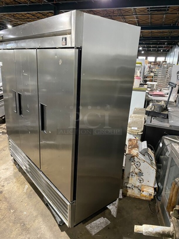 True Commercial 3 Door Reach In Cooler! With Poly Coated Racks! All Stainless Steel! Model: TS72 SN:12884807 115v - Image 6 of 12