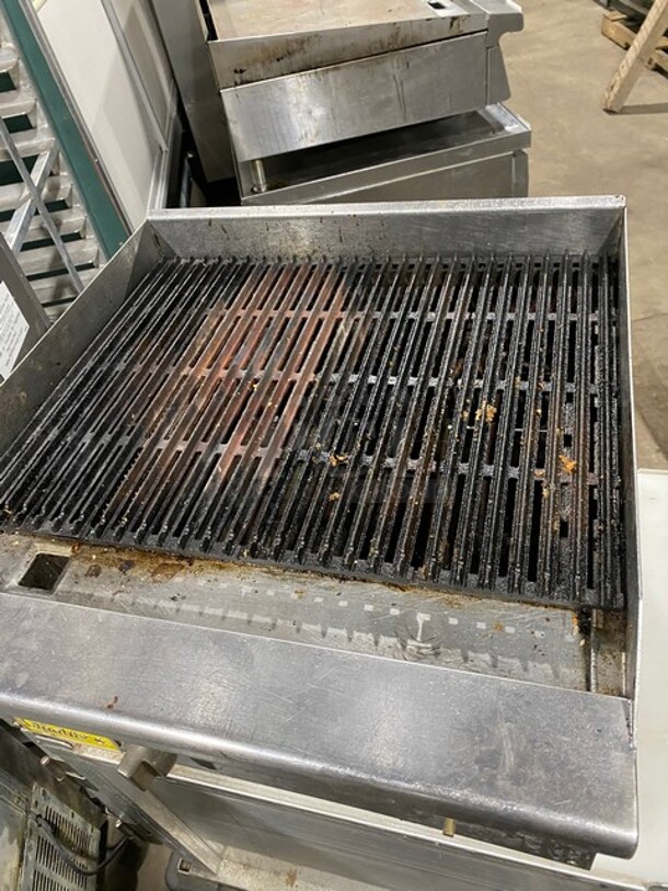 Qualite All Stainless Steel Commercial Countertop Natural Gas Powered Char Broiler Grill! - Image 6 of 8