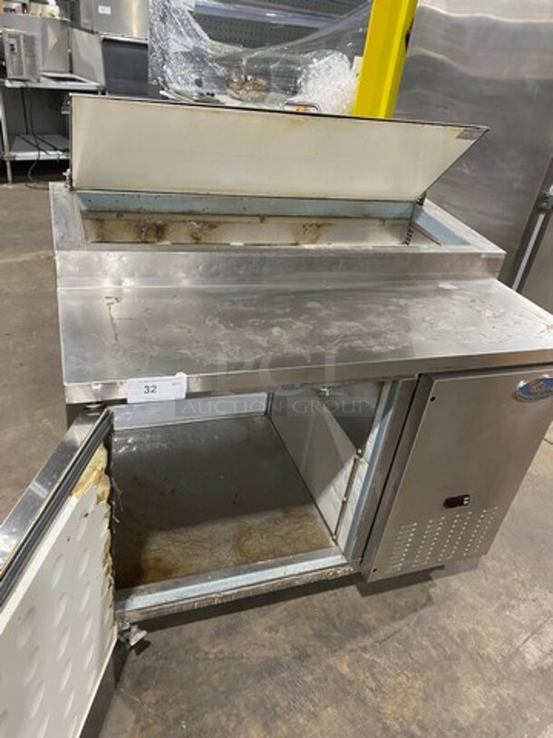 Valpro Commercial Refrigerated Pizza Prep Table! With Single Door Storage Space! All Stainless Steel! On Casters! Model: VPP44 SN: 8004233 115V 60HZ 1 Phase - Image 6 of 11