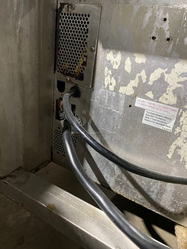 Blodgett Commercial Convection Oven! With Solid Doors! All Stainless Steel! - Image 10 of 12