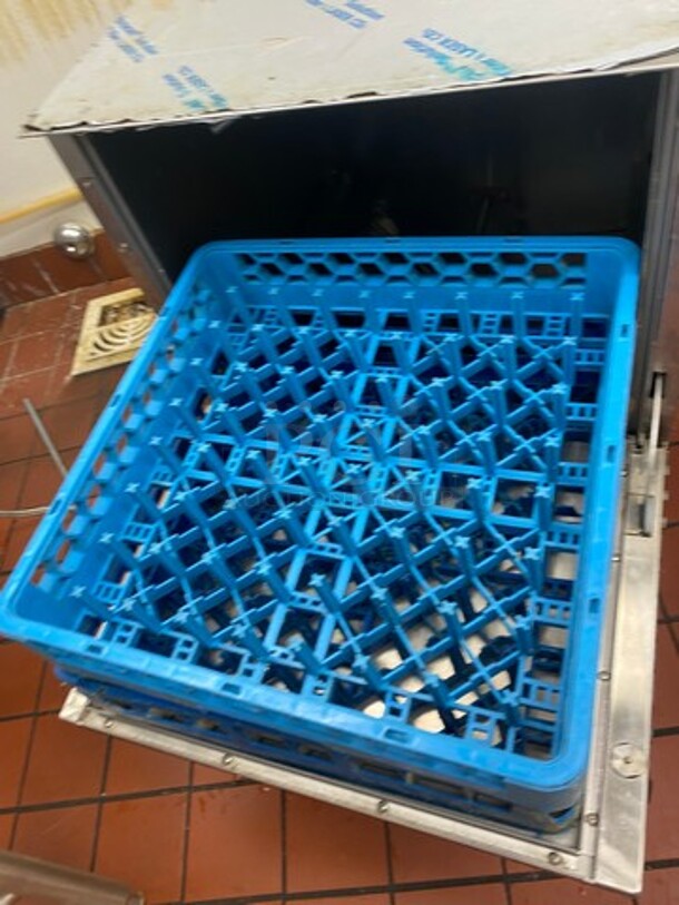 Noble Commercial Undercounter Dishwasher! All Stainless Steel! WORKING WHEN REMOVED! Model: WAREFORCEUH30 SN: 22B401987 208/230V 1 Phase - Image 5 of 9