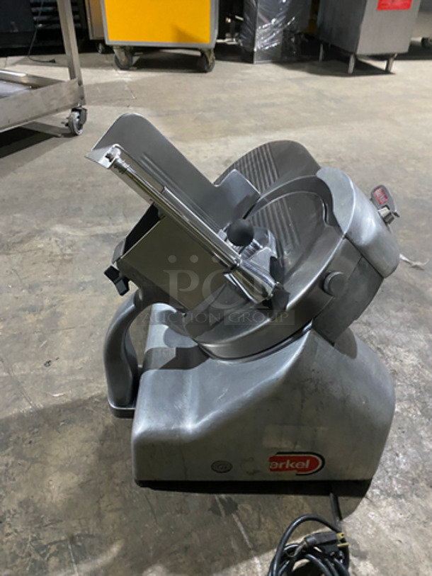 Berkel Commercial Countertop Meat/Deli Slicer! All Stainless Steel! - Image 4 of 8