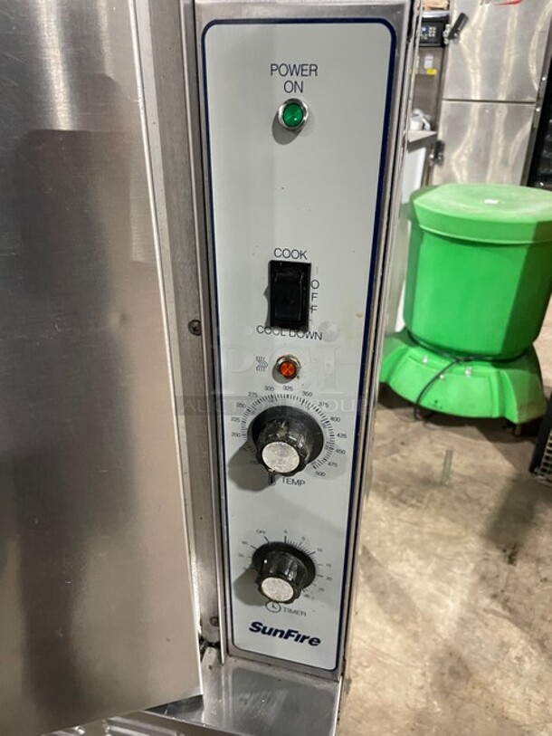 NICE! SunFire Natural Gas Powered Commercial Single Deck Convection Oven! All Stainless Steel! With Metal Racks! 120V 1 Phase! Model: SCO-GS-10S SN: 1207230000399! - Image 6 of 9