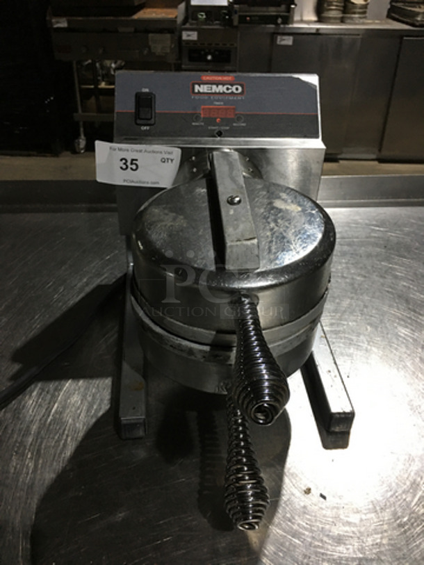 CUTE! Nemco Single Waffle Maker! Model: 7020A-1 SN: M140001 120V 1 Phase