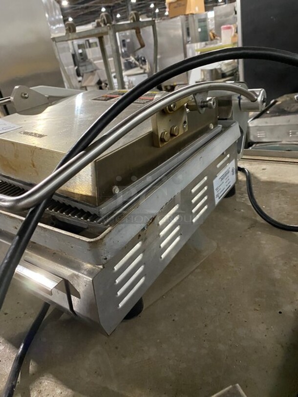Star Pro Max Two Sided Panini Grill! MODEL 9DPGT14 SN:9DPGT140822A0014 120V  - Image 2 of 8