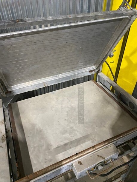 All Stainless Steel Commercial Panini Press/Clamshell Grill! On Equipment Stand! On Casters! - Image 5 of 12
