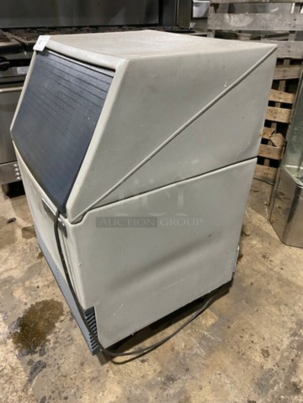 Scotsman Commercial Undercounter Ice Maker Machine! On Legs! Model: SCE170A1H SN: 08031320011941 115V 60HZ 1 Phase - Image 2 of 7