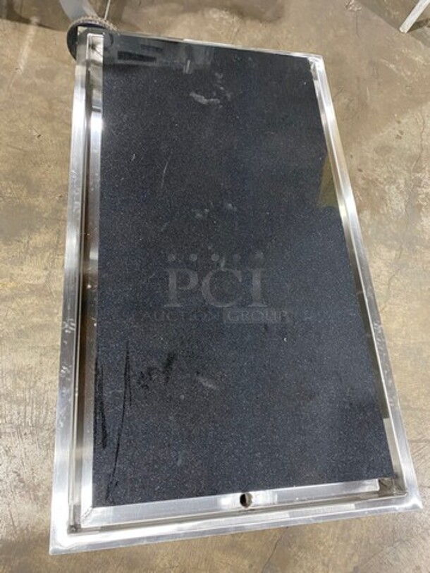 DELFIELD Stainless Steel Commercial MARBLE TOP Cold Pan Drop In! 
Model N8245GP Serial # 1905150000933
115V/60Hz/ 1 Phase
 - Image 3 of 5