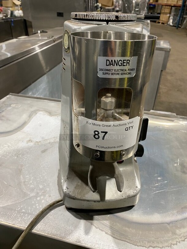 Mazzer Luigi Commercial Countertop Coffee Bean Grinder! Stainless Steel Body! Model: MAJORTIMER SN: 1101652 120V 60HZ 1 Phase - Image 1 of 9