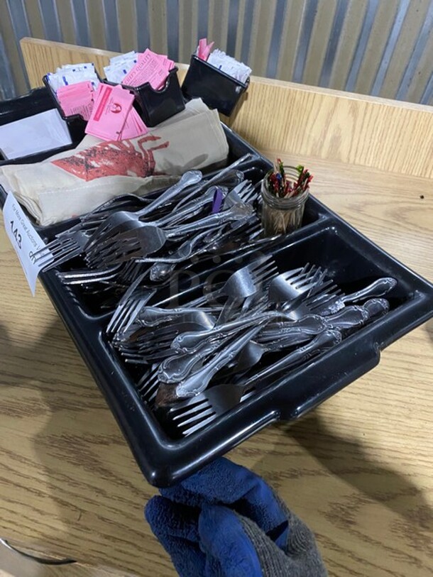 ALL ONE MONEY! Utensil Organizer w/ Utensils!  - Image 2 of 6